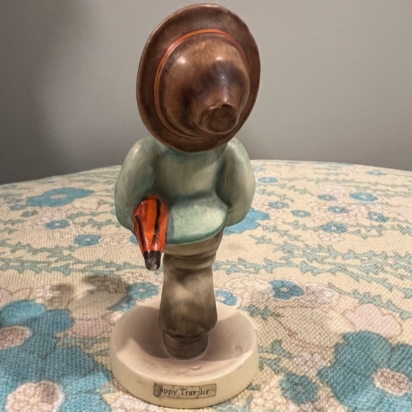 M.I. Hummel The Happy Traveler Boy with Red Umbrella - Picture 3 of 4